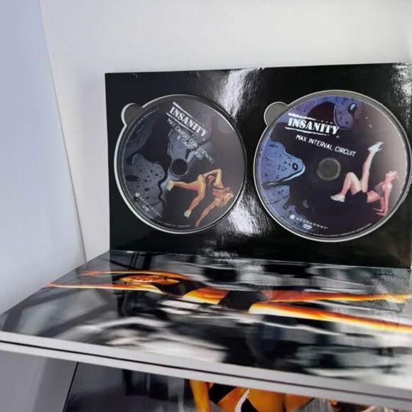 Insanity fitness dvd set - Picture 4 of 8